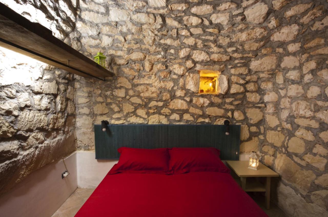나르도 Trullo In The Wood 빌라 외부 사진